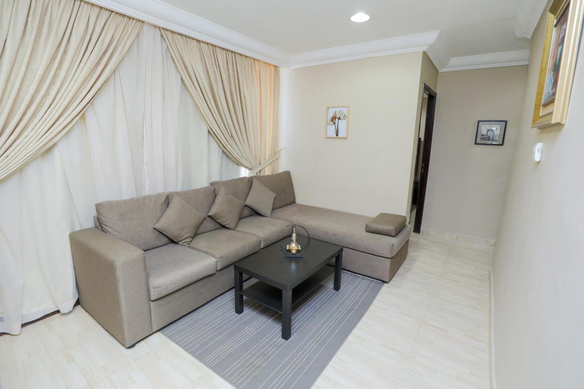 Magic Suite Al Mangaf Kuwait City Exteriör bild