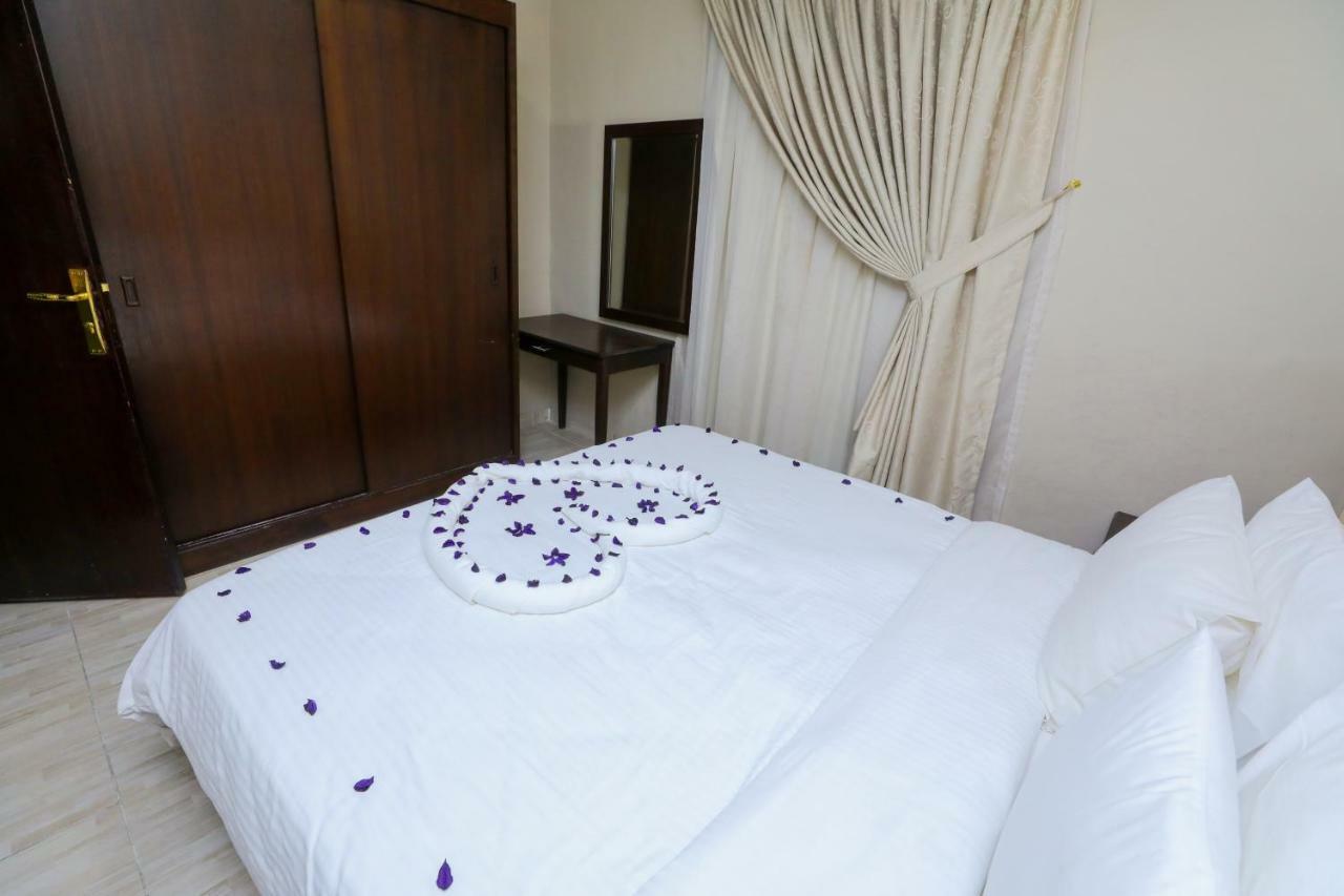 Magic Suite Al Mangaf Kuwait City Exteriör bild
