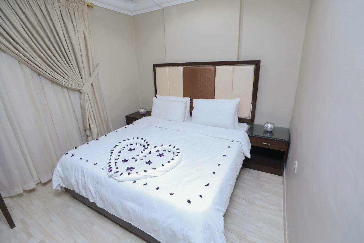 Magic Suite Al Mangaf Kuwait City Exteriör bild
